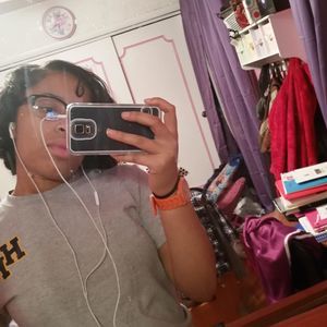 Meet your Posher, Justina